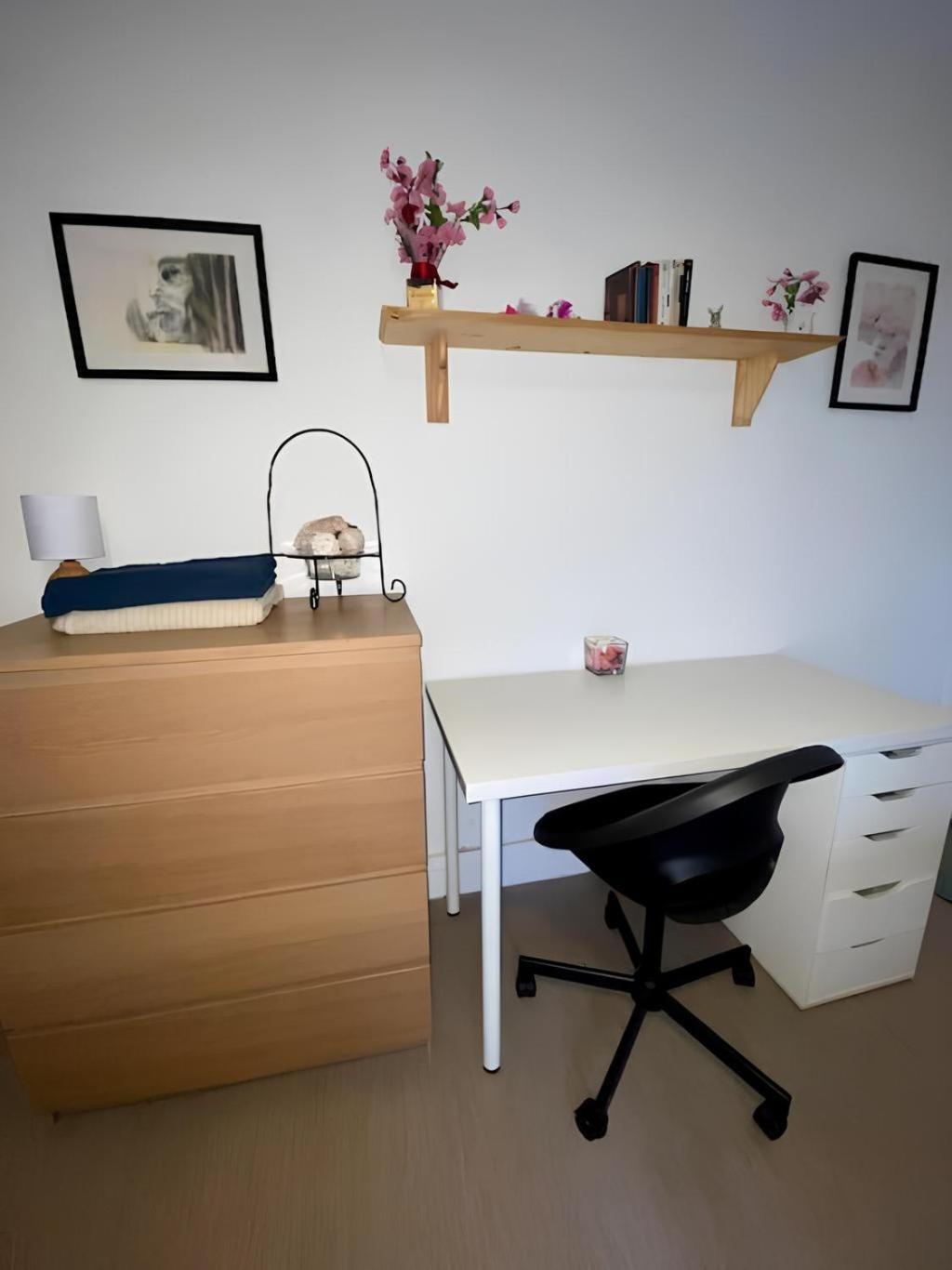 Descamps Apartment