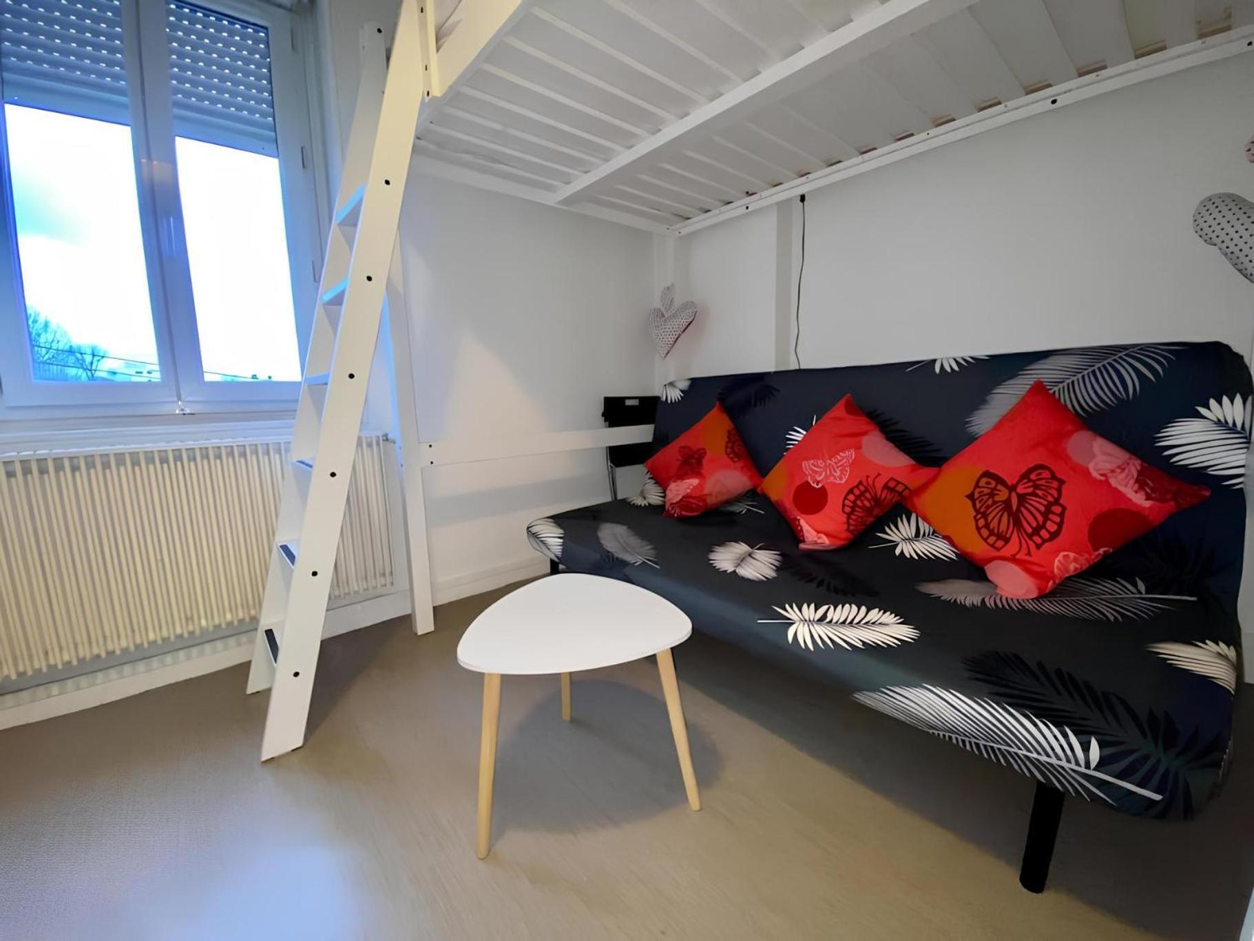 Descamps Apartment Rouen